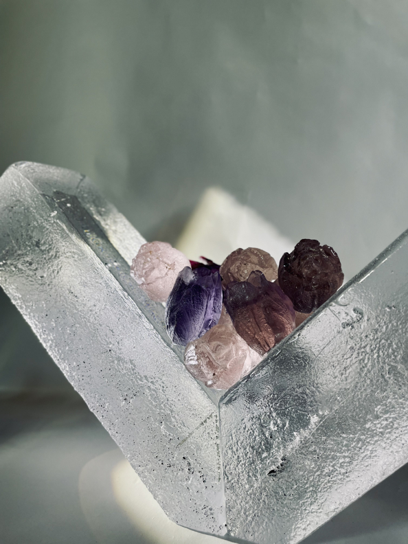 Bekmane Santa_CONTAINED SPRING